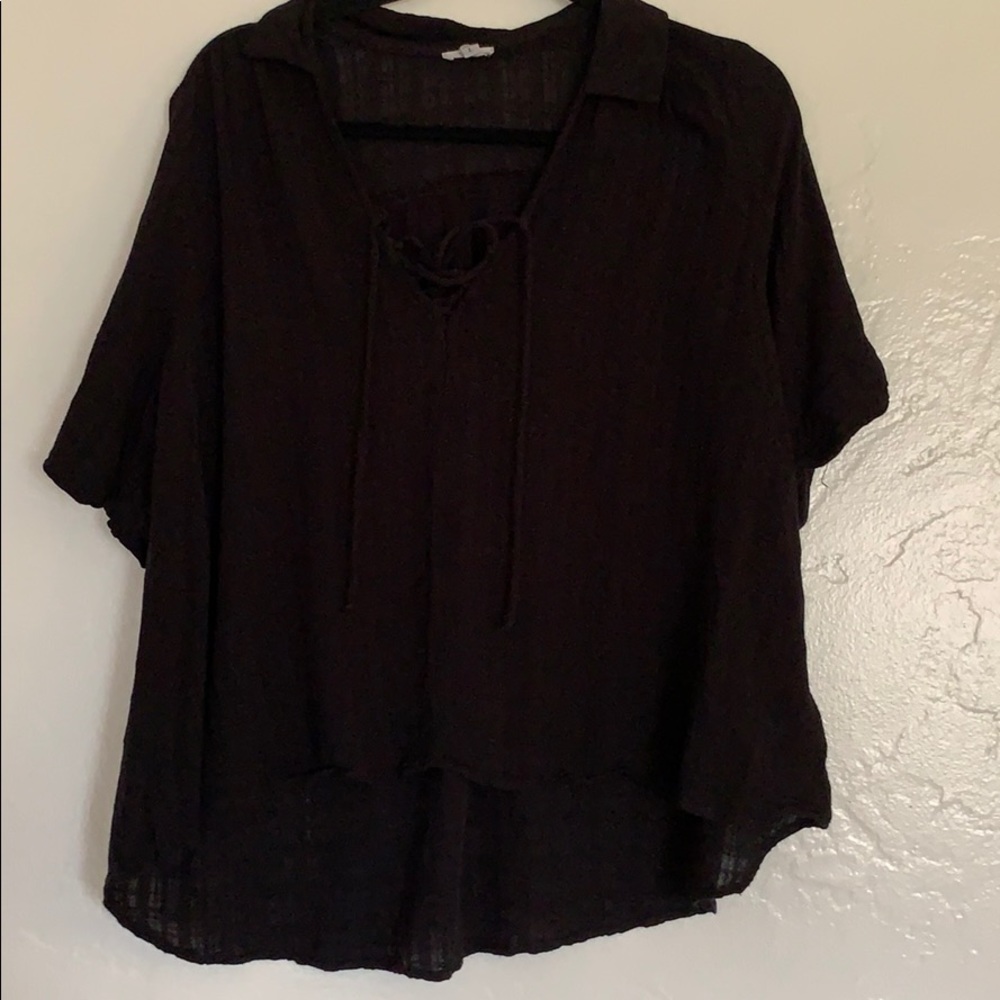 Ecote flowy lace up top